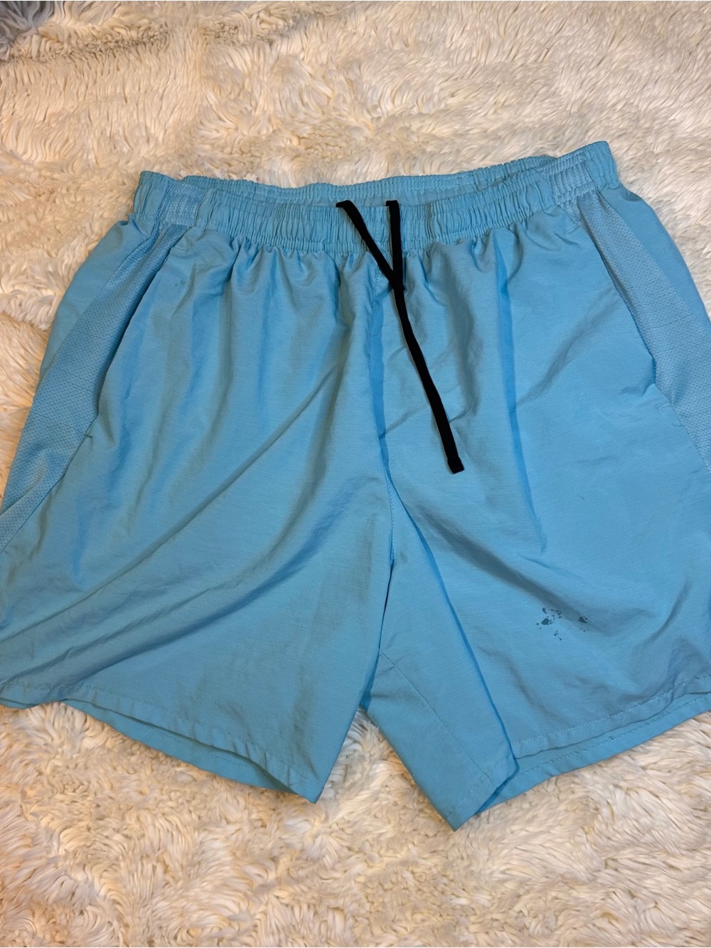 Nike Men's Light Blue Athletic size XL Shorts liner cut out 6-1/2” inseam